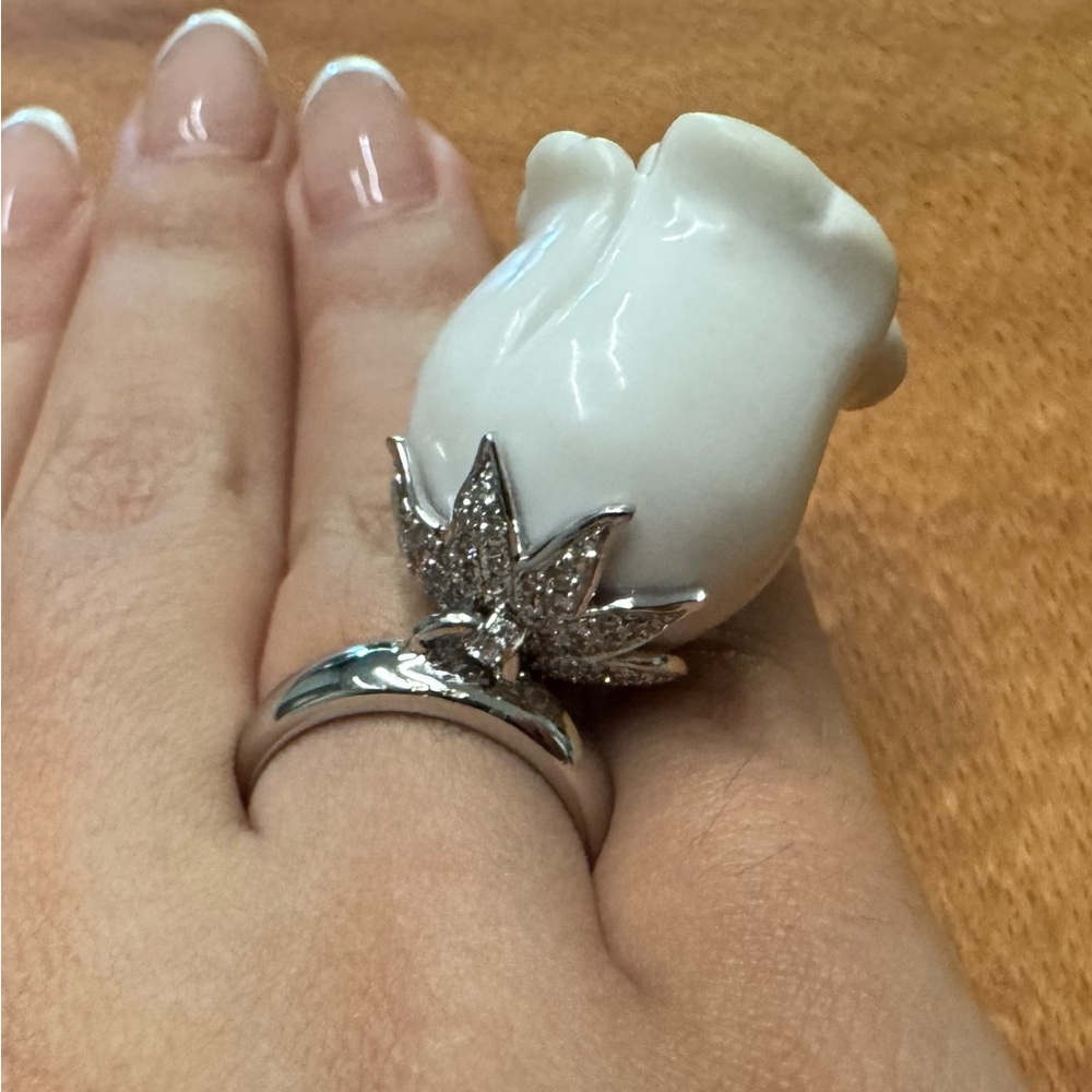 Morganne Bello White Agate Diamond Ring - Picture 7 of 9